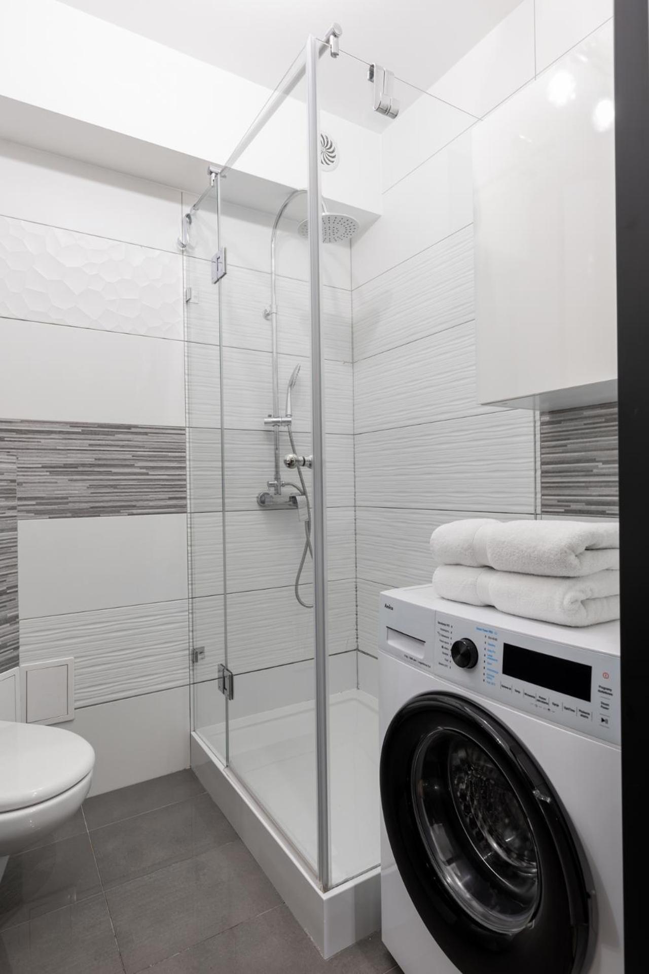 Apartamenty Premium, Faktura Vat, Zrodlowa Centrum Parter Ground Floor Parking Super Lokalizacja Two Bedrooms Kitchen 50 M2 Kielce Exteriér fotografie